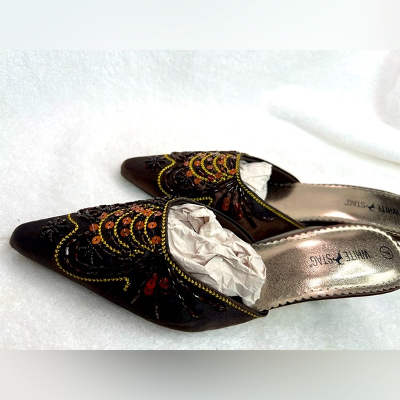 White Stag brown beaded 2+ inch mules - Picture 3 of 5